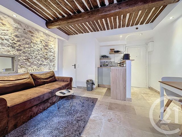 Appartement Studio à vendre - 2 pièces - 22.75 m2 - ANTIBES - 06 - PROVENCE-ALPES-COTE-D-AZUR - Century 21 Albert 1Er