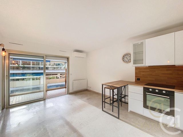 Appartement F3 à louer - 3 pièces - 49.52 m2 - ANTIBES - 06 - PROVENCE-ALPES-COTE-D-AZUR - Century 21 Albert 1Er