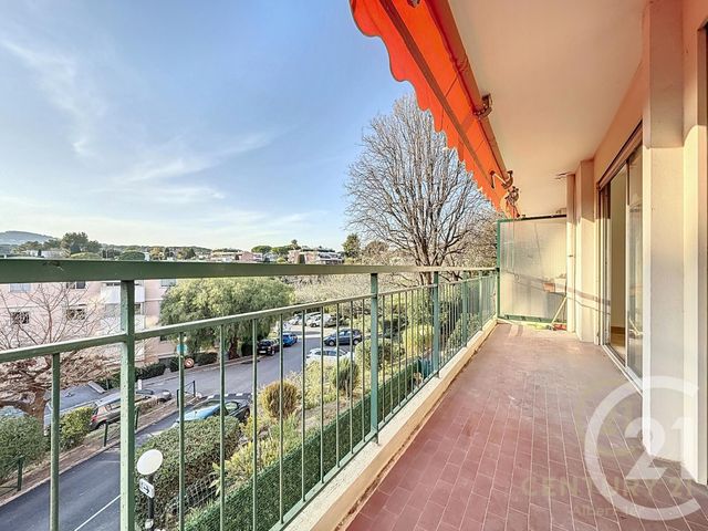 Appartement F3 à vendre - 3 pièces - 62.4 m2 - ANTIBES - 06 - PROVENCE-ALPES-COTE-D-AZUR - Century 21 Albert 1Er