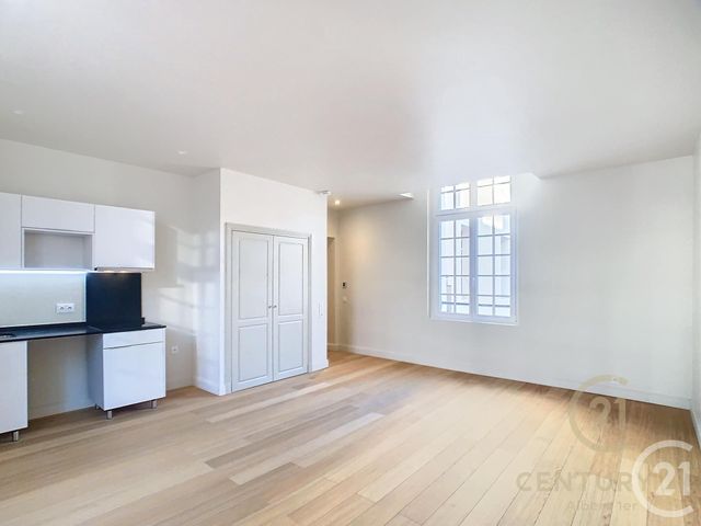 Appartement F2 à louer - 2 pièces - 51.84 m2 - ANTIBES - 06 - PROVENCE-ALPES-COTE-D-AZUR - Century 21 Albert 1Er