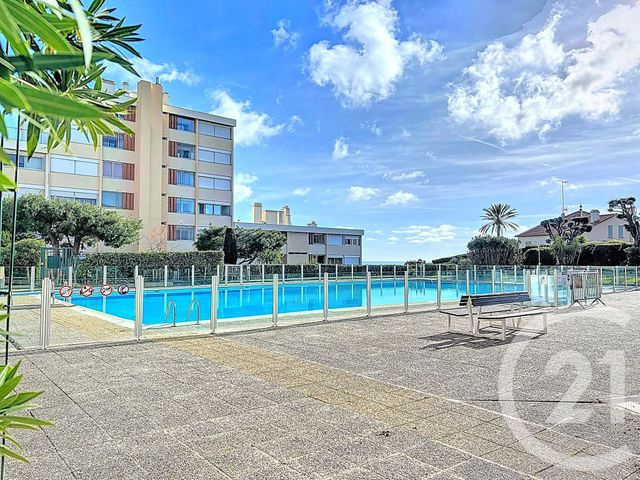 Appartement F3 à vendre - 3 pièces - 71.12 m2 - ANTIBES - 06 - PROVENCE-ALPES-COTE-D-AZUR - Century 21 Albert 1Er